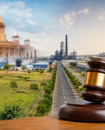राजस्थान हाईकोर्ट की जोधपुर खंडपीठ ने बोरानाडा औद्योगिक क्षेत्र के लिए रीको द्वारा किए गए भूमि अधिग्रहण को वैध करार देते हुए पूर्व का आदेश निरस्त कर दिया है। फैसले के बाद लंबे समय से विवाद में फंसी करीब 1700 बीघा भूमि पर औद्योगिक विकास का रास्ता साफ हो गया है। रीको अब इस क्षेत्र में नए औद्योगिक प्रोजेक्ट विकसित कर सकेगा, जिससे निवेश बढ़ने और हजारों लोगों को रोजगार मिलने की संभावना है। बोरानाडा पहले से ही पश्चिमी राजस्थान का प्रमुख औद्योगिक केंद्र है, जहां करीब 1500 इकाइयां संचालित हैं।